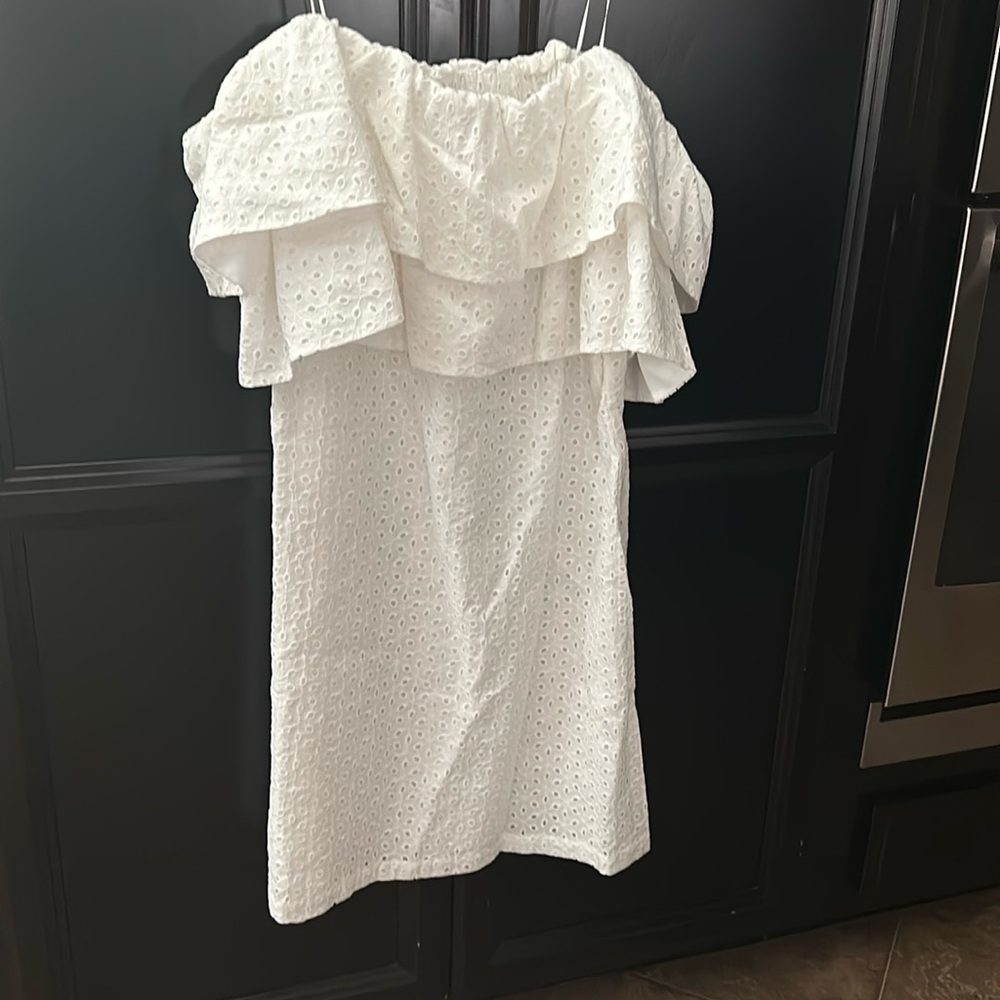 Women’s off the shoulder white dress